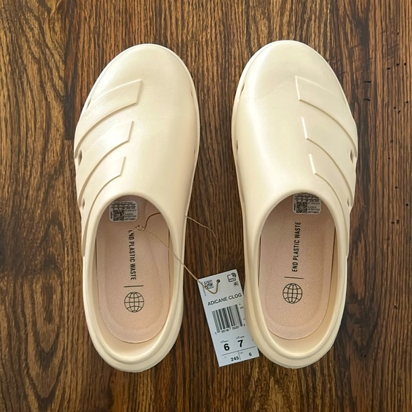 Brand new Adidas clogs/slides - Picture 1 of 5